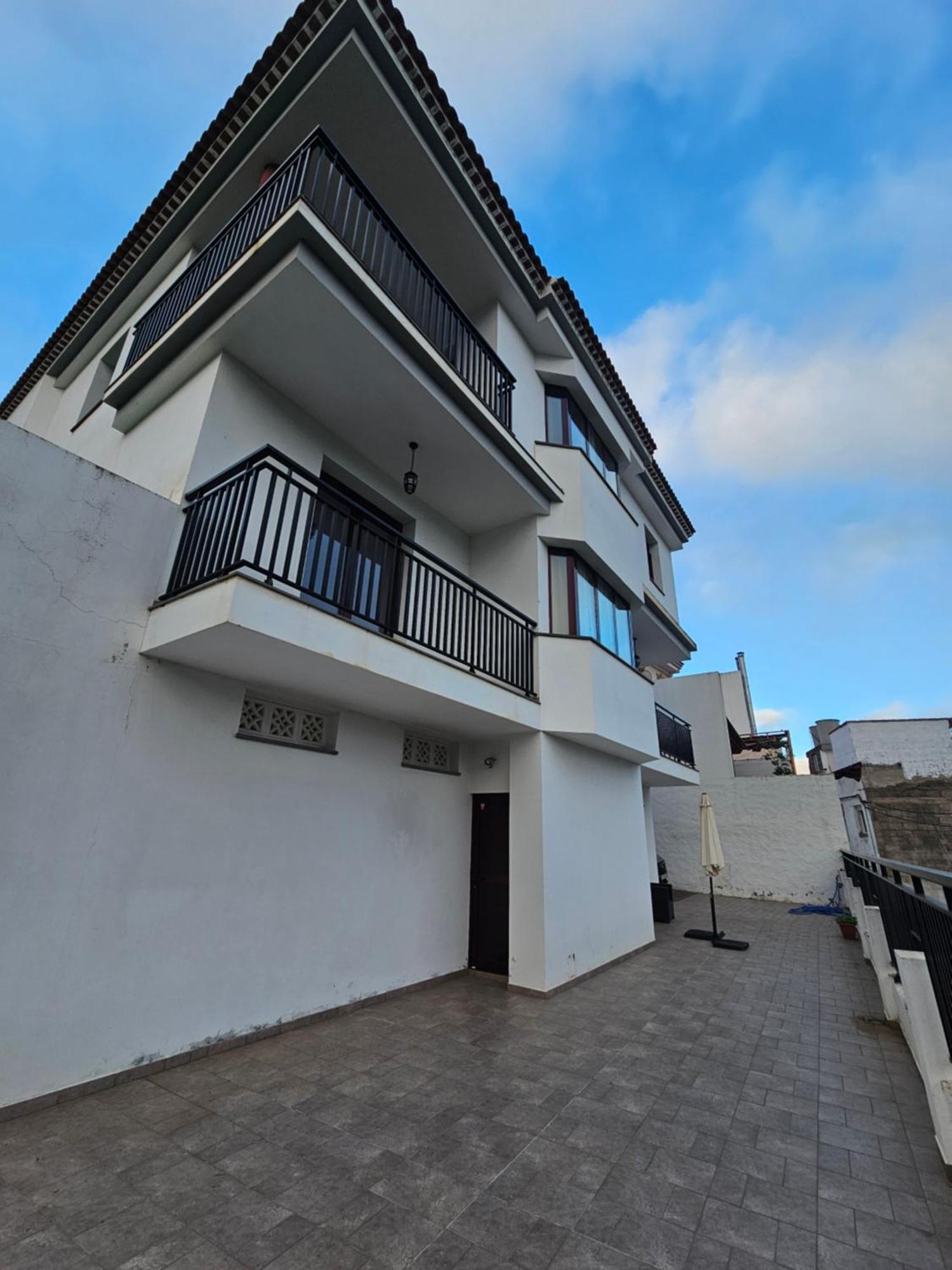 Villa Anahera 特罗尔 外观 照片