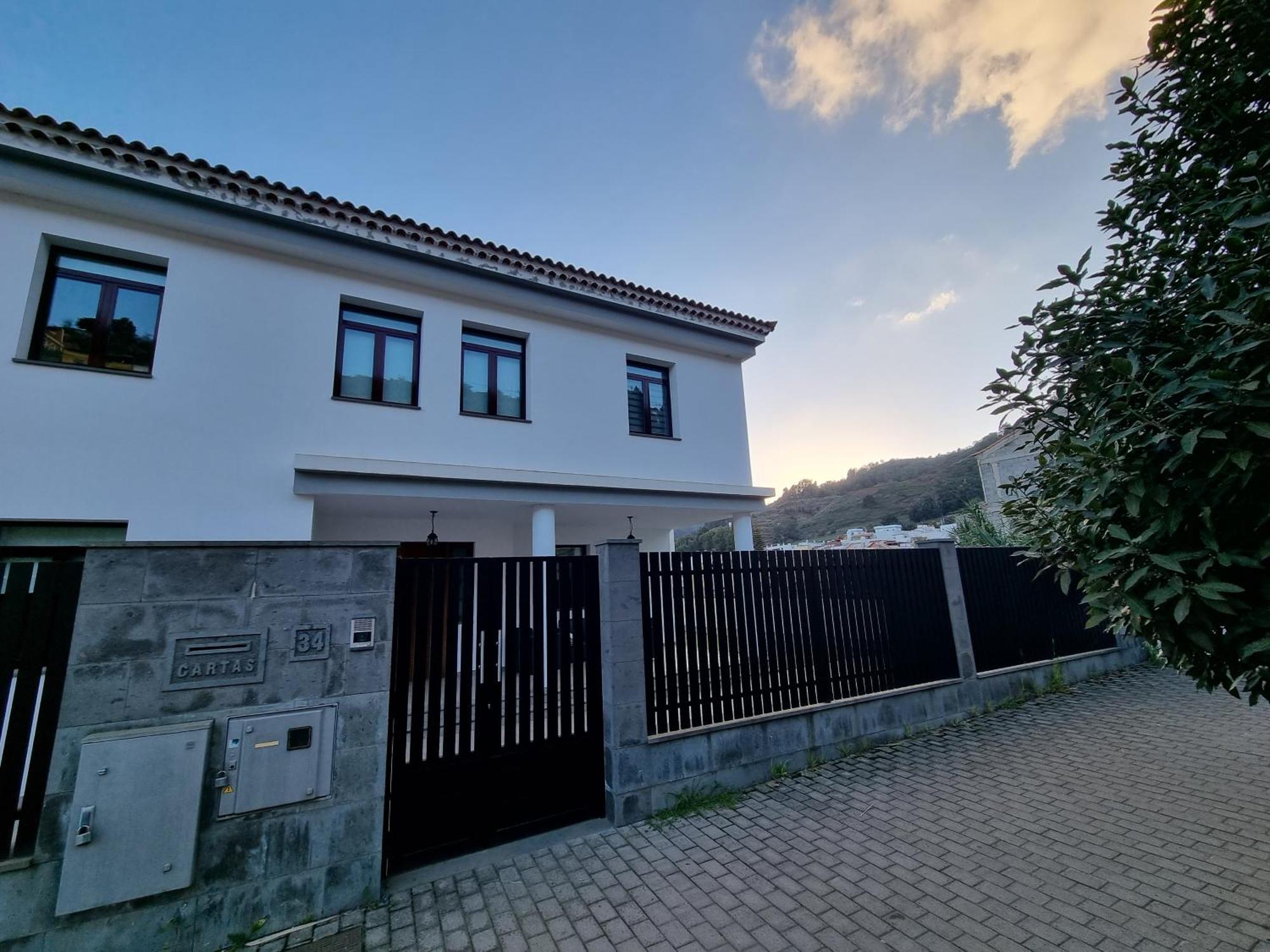 Villa Anahera 特罗尔 外观 照片