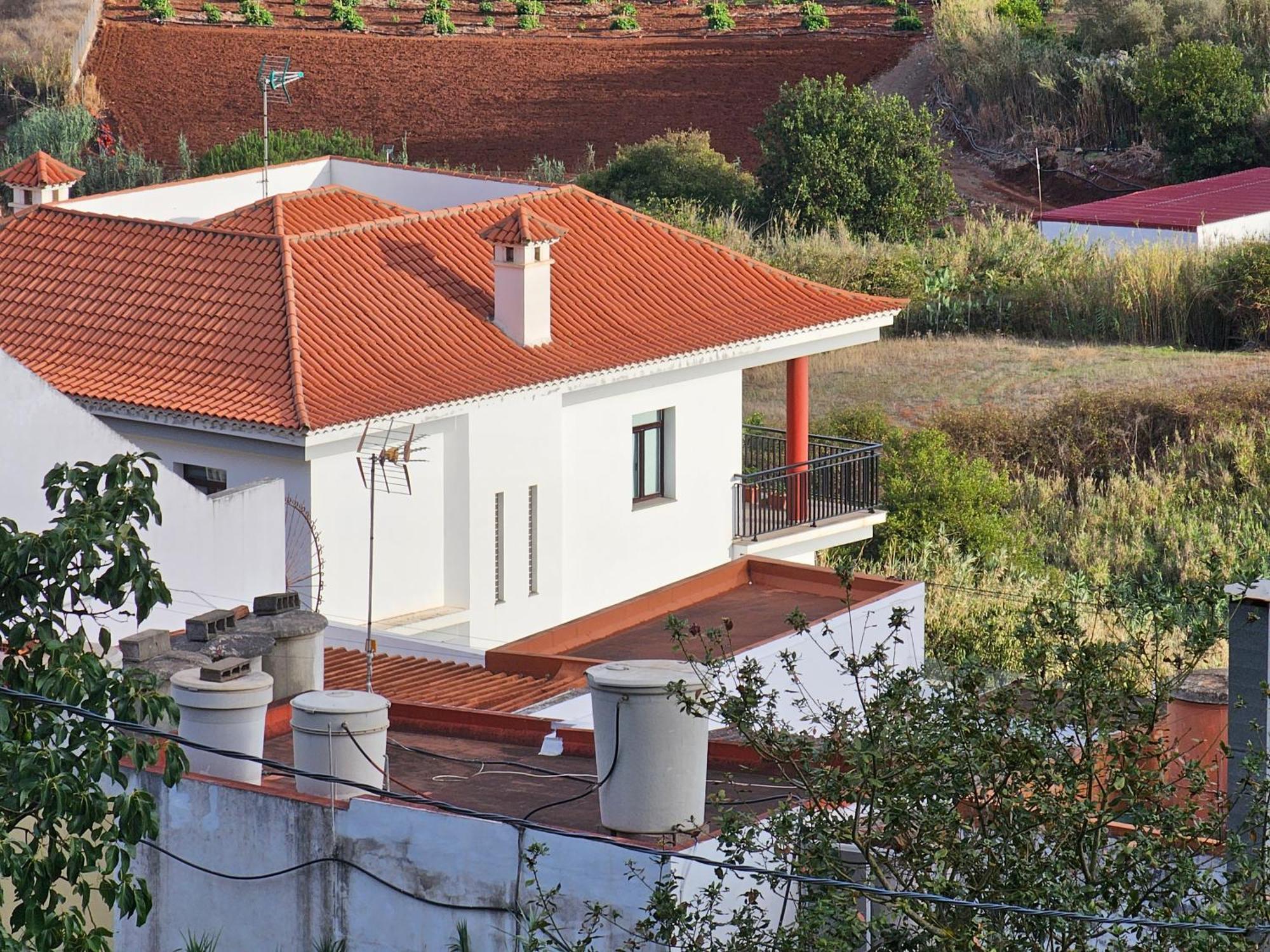 Villa Anahera 特罗尔 外观 照片