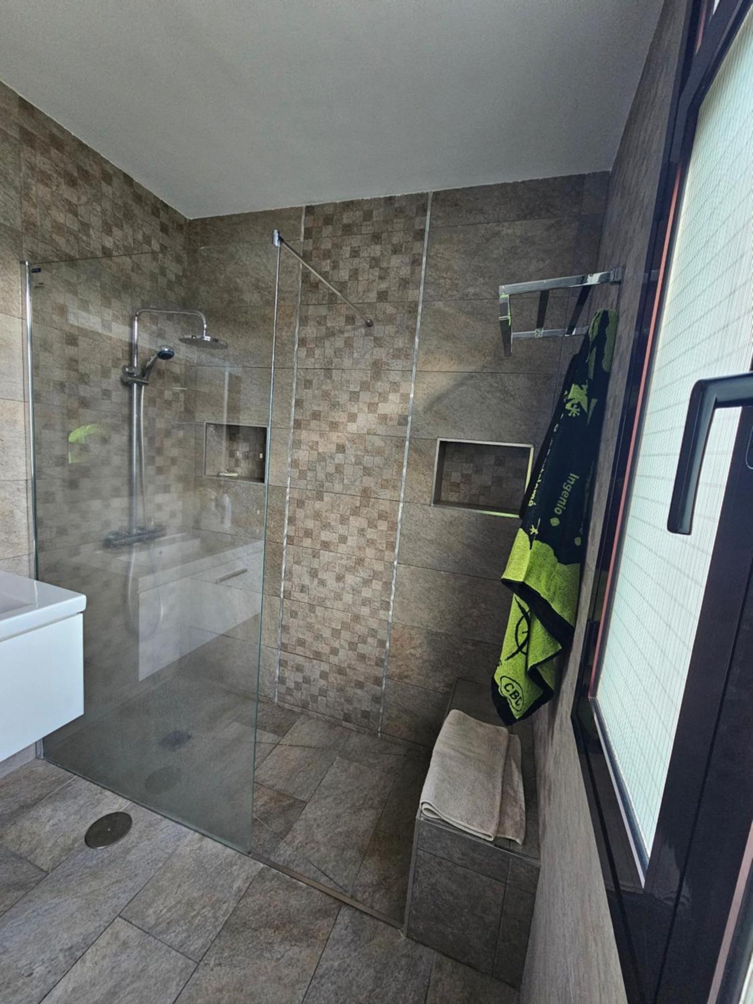Villa Anahera 特罗尔 外观 照片