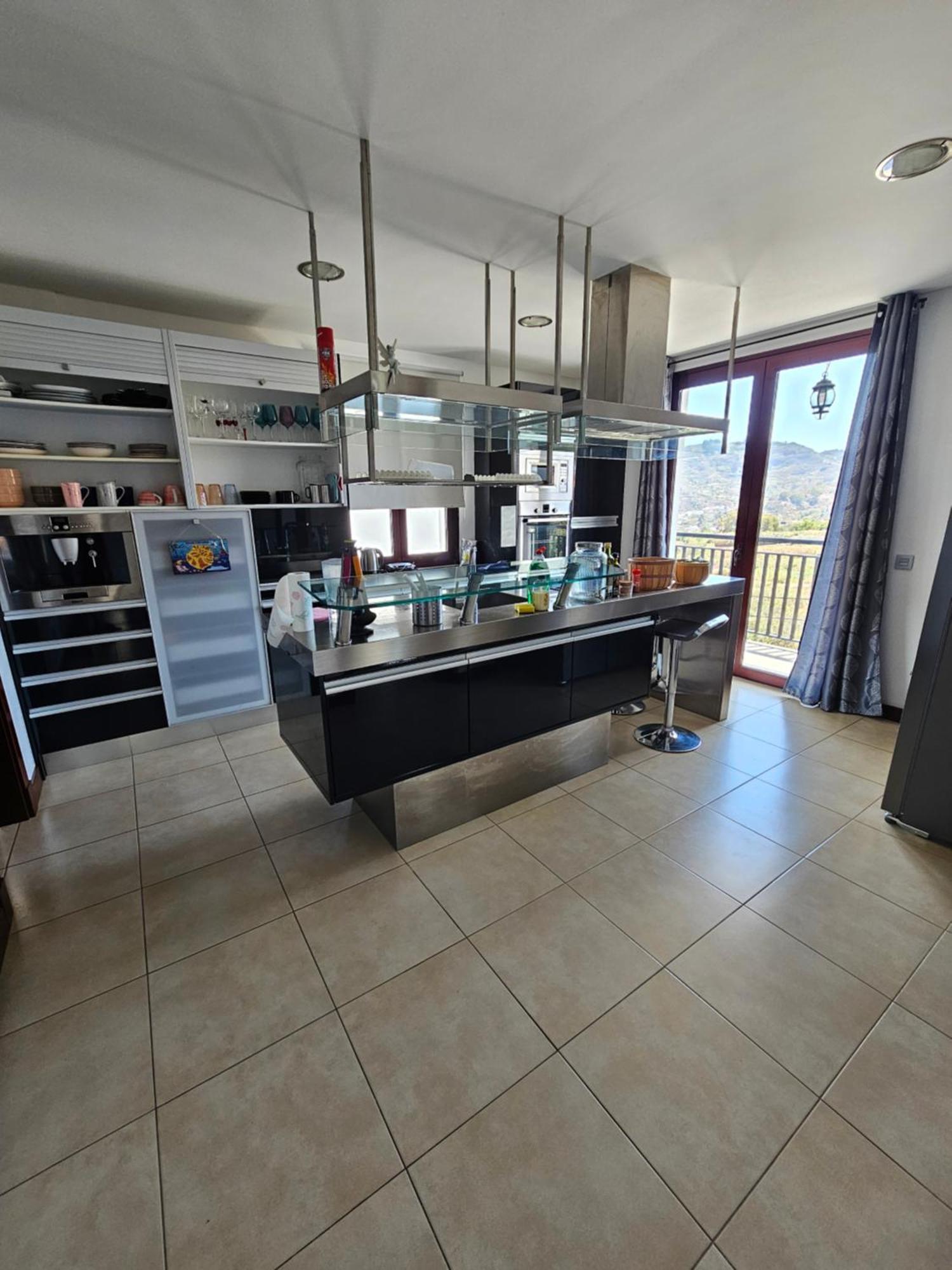 Villa Anahera 特罗尔 外观 照片